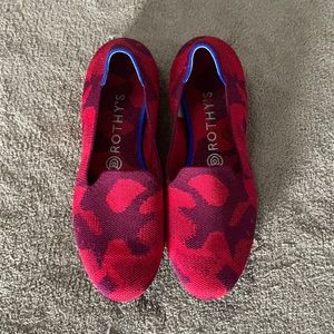 Rothy’s Red camo round toe loafer